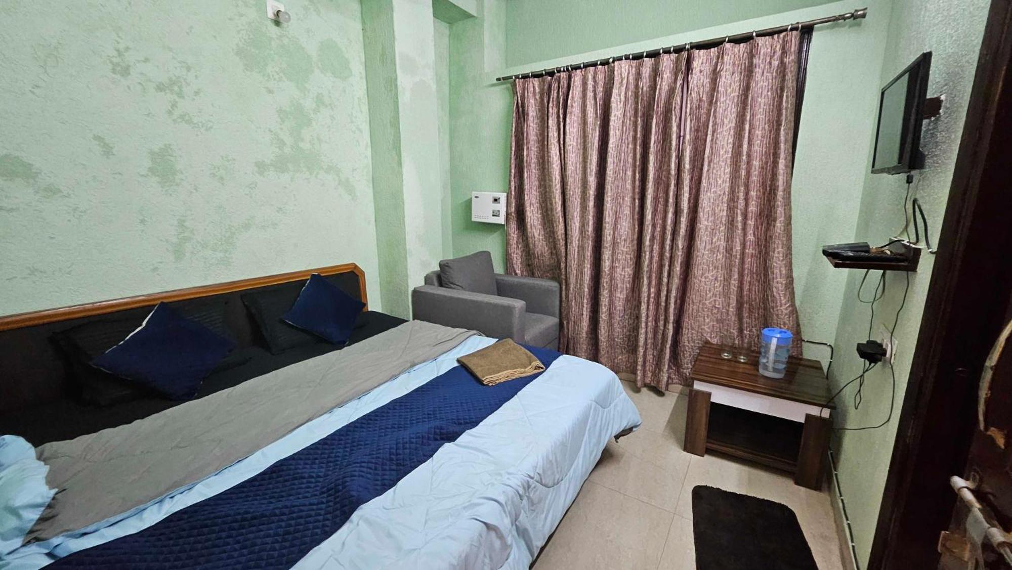 OYO 67296 Hotel Kissan Khairi Extérieur photo